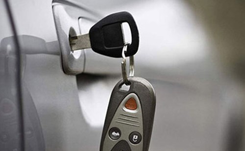 石家莊汽車開(kāi)鎖配鑰匙電話(開(kāi)鎖公司價(jià)格)